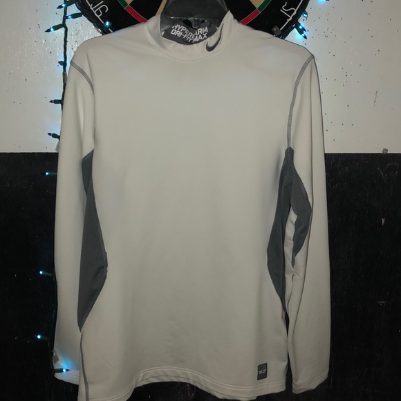 Nike Other - fitted Nike HyperWarm long sleeve Thermal